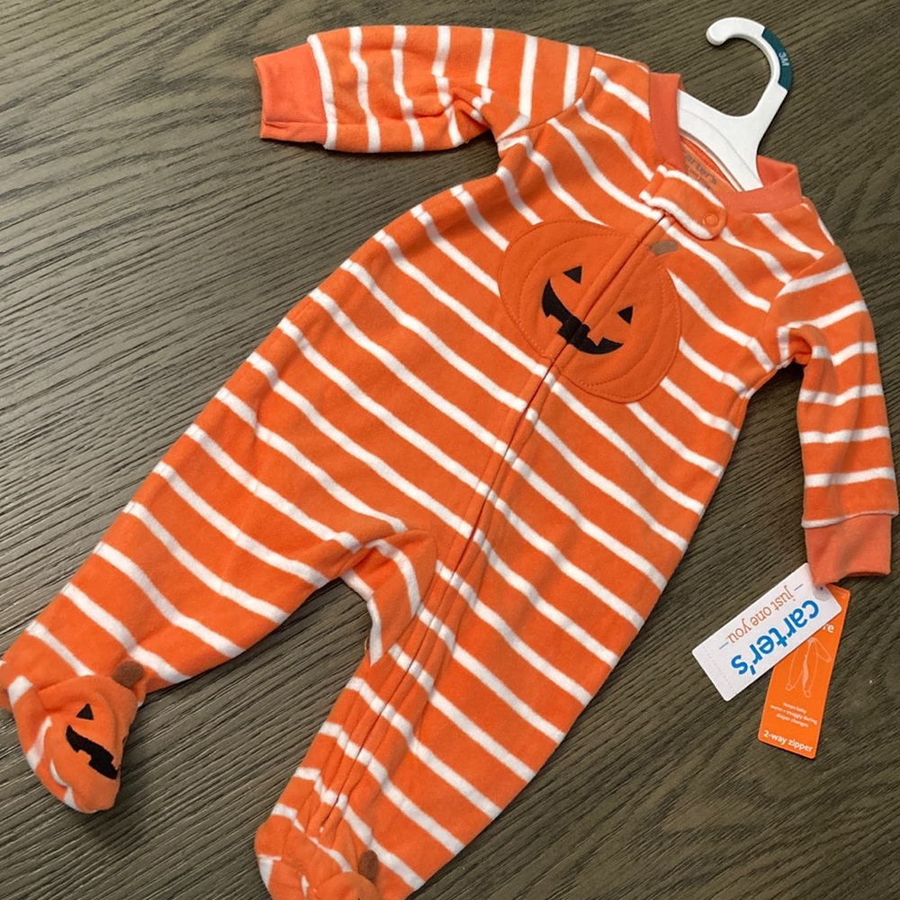 ✨NWT✨ Pumpkin Baby Outfit🎃